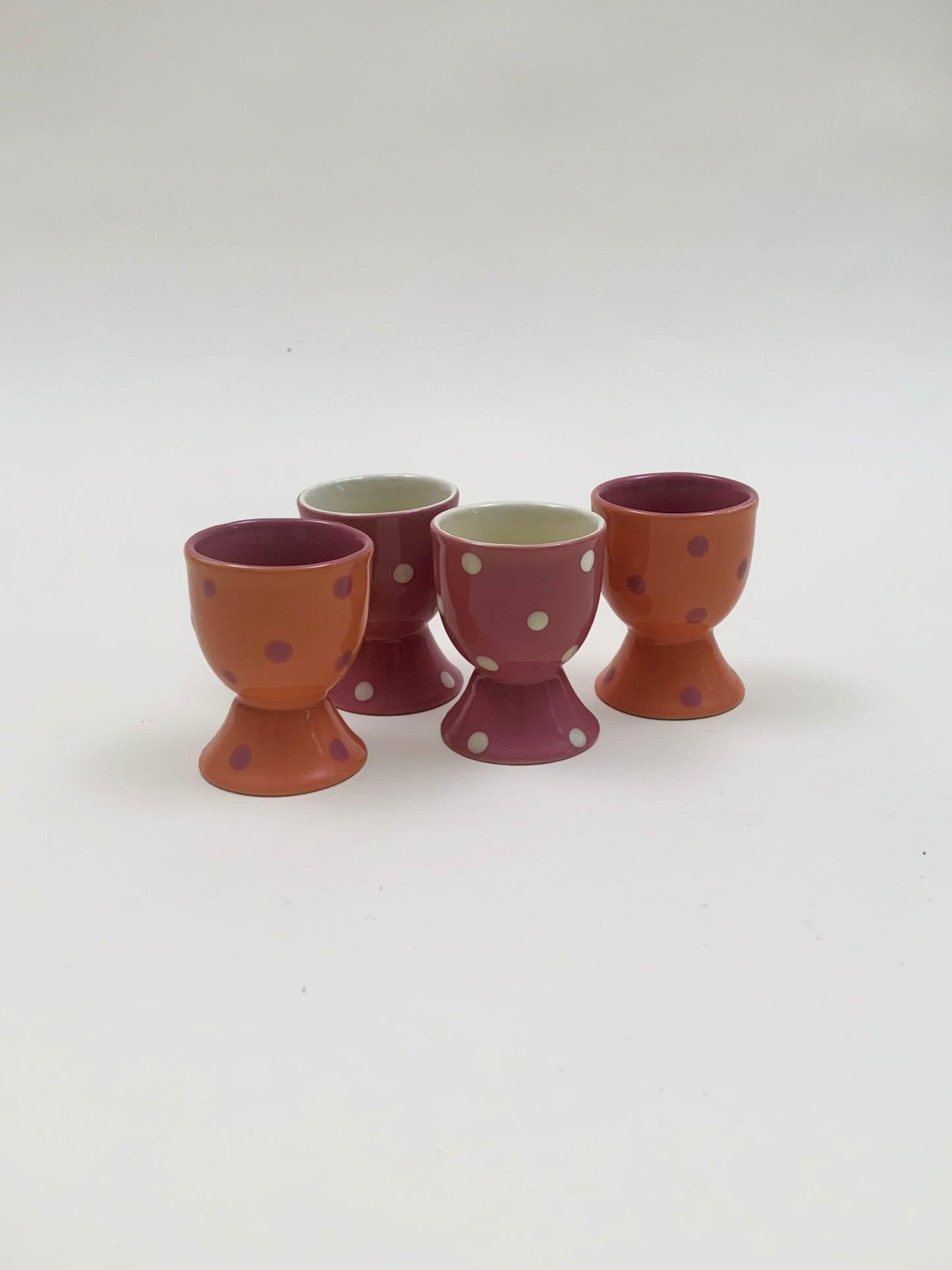 SET 4 EGG HOLDERS