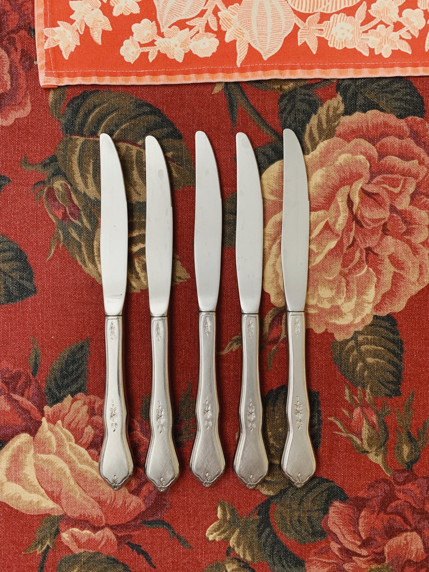 VICTORIAN KNIVES