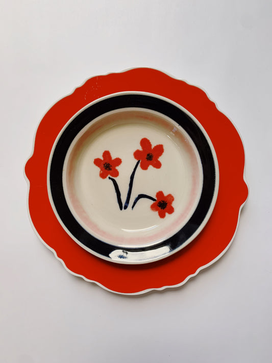 RED FLOWERS PLATE