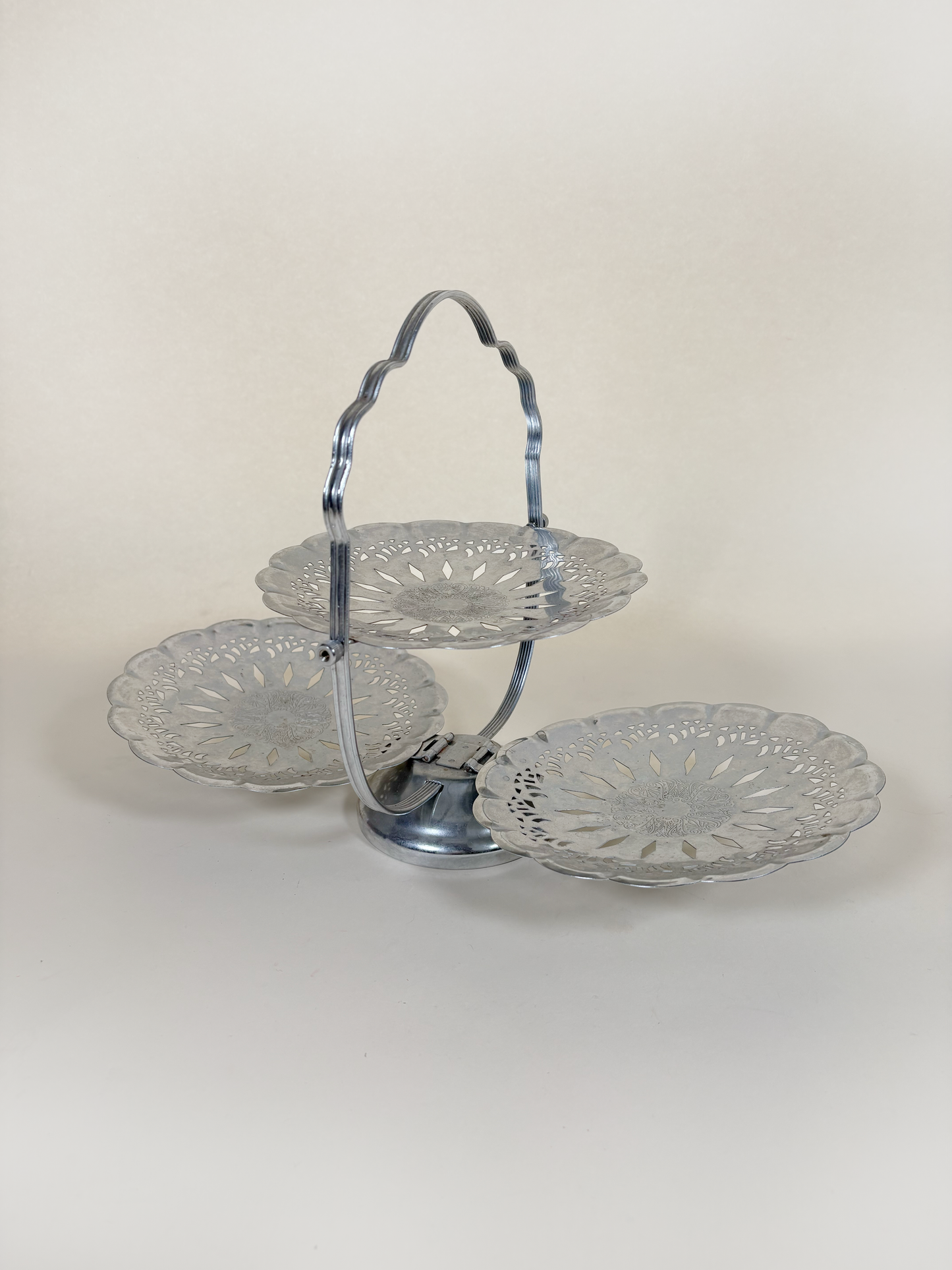 VINTAGE TIERED SERVING TRAY