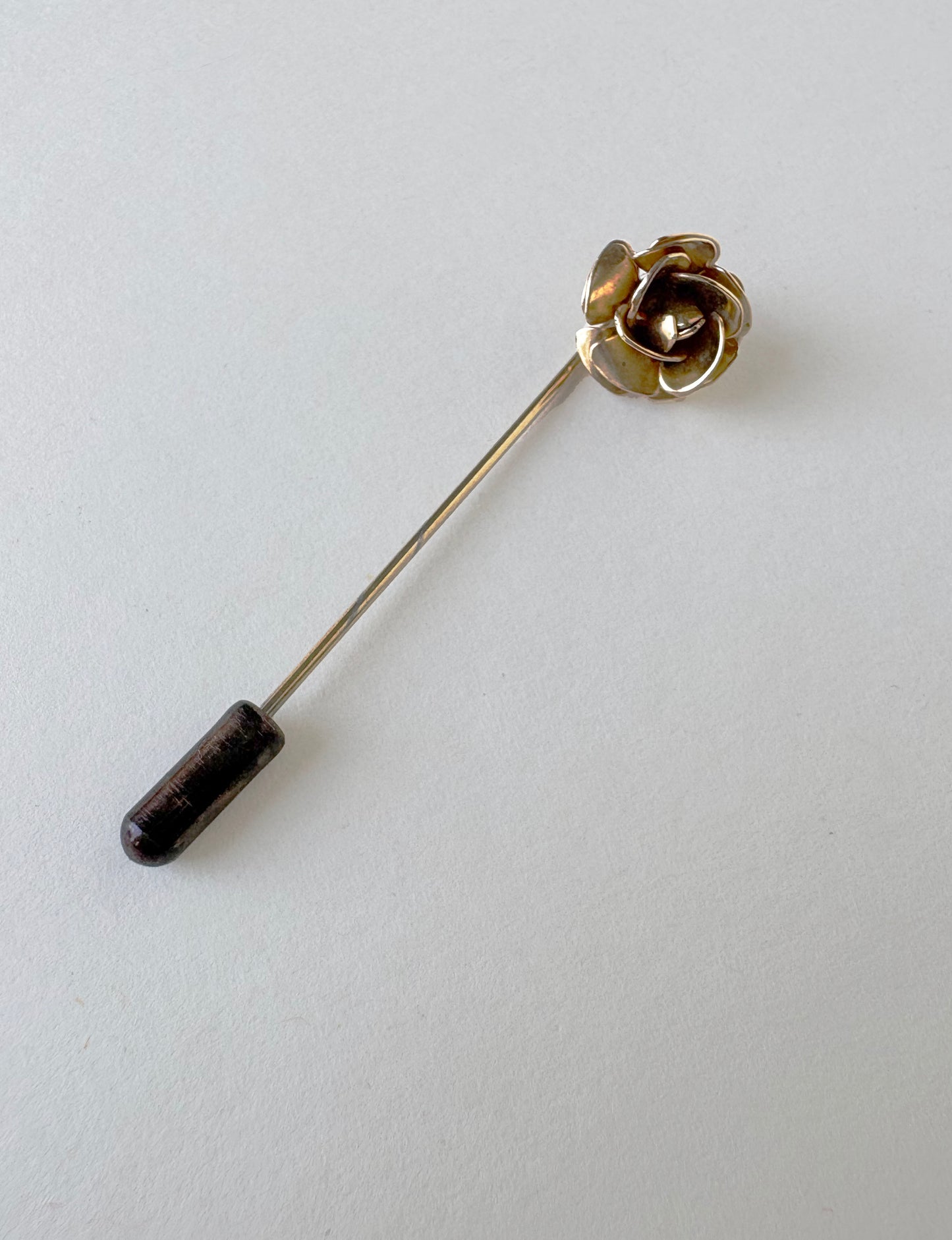 GOLD ROSE STICK PIN
