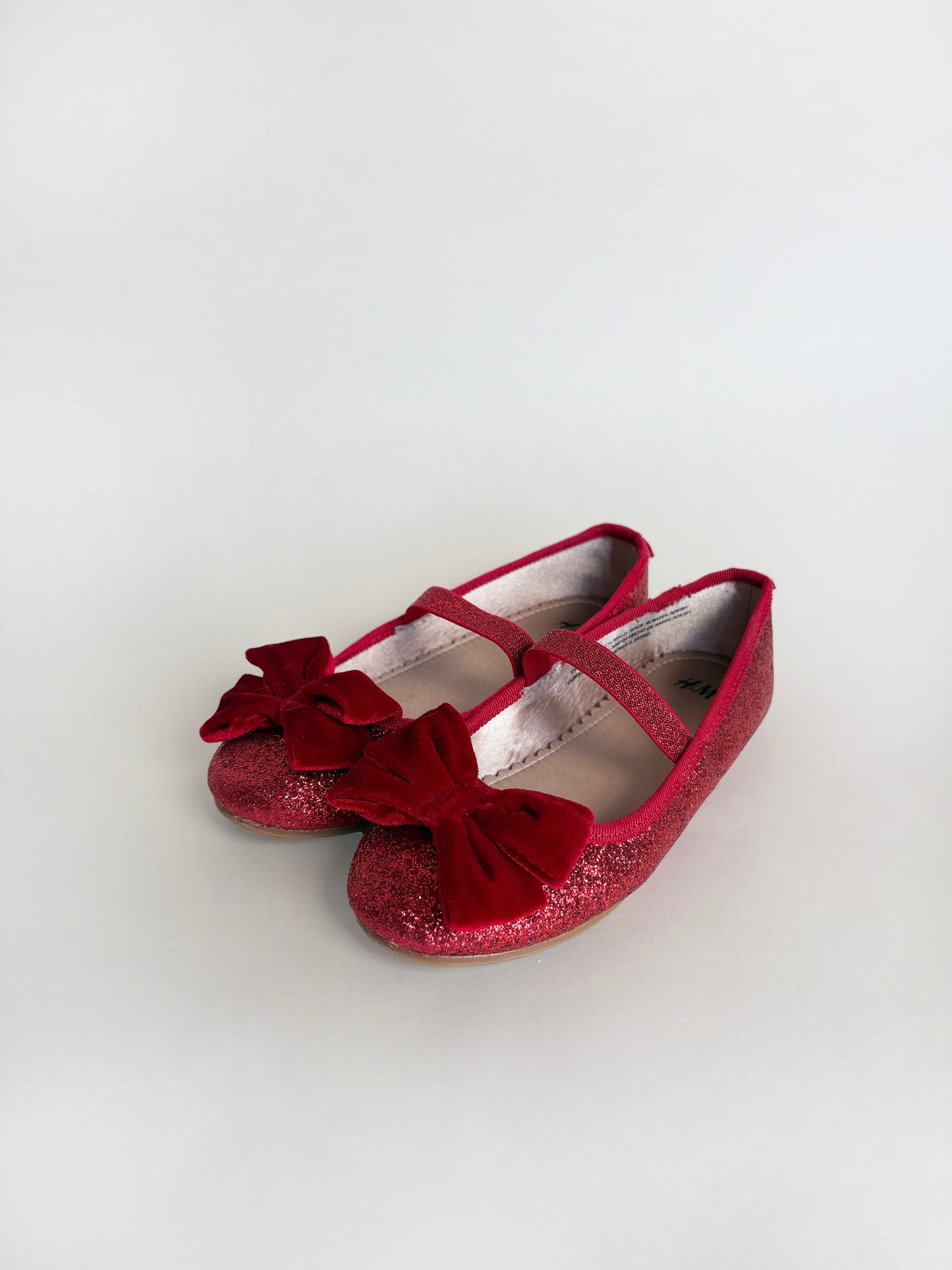 RED FLAT SHOES w/h BOW 12US - 30EUR
