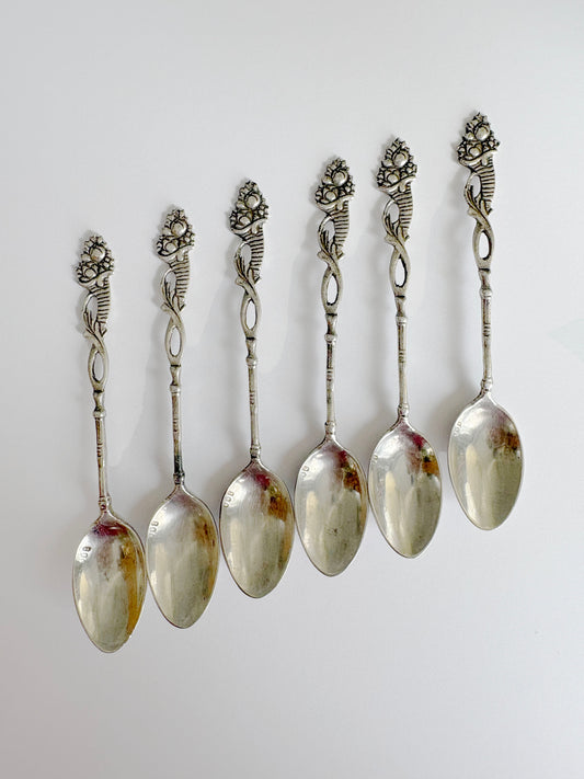SOUVENIR SPOONS SILVER