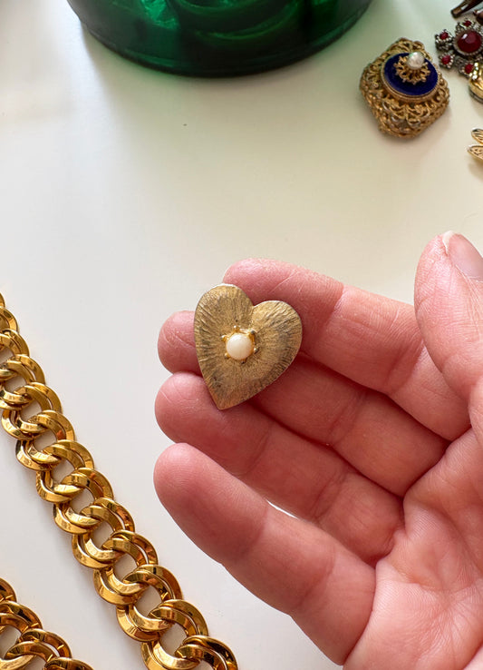 VINTAGE HEART BROOCH