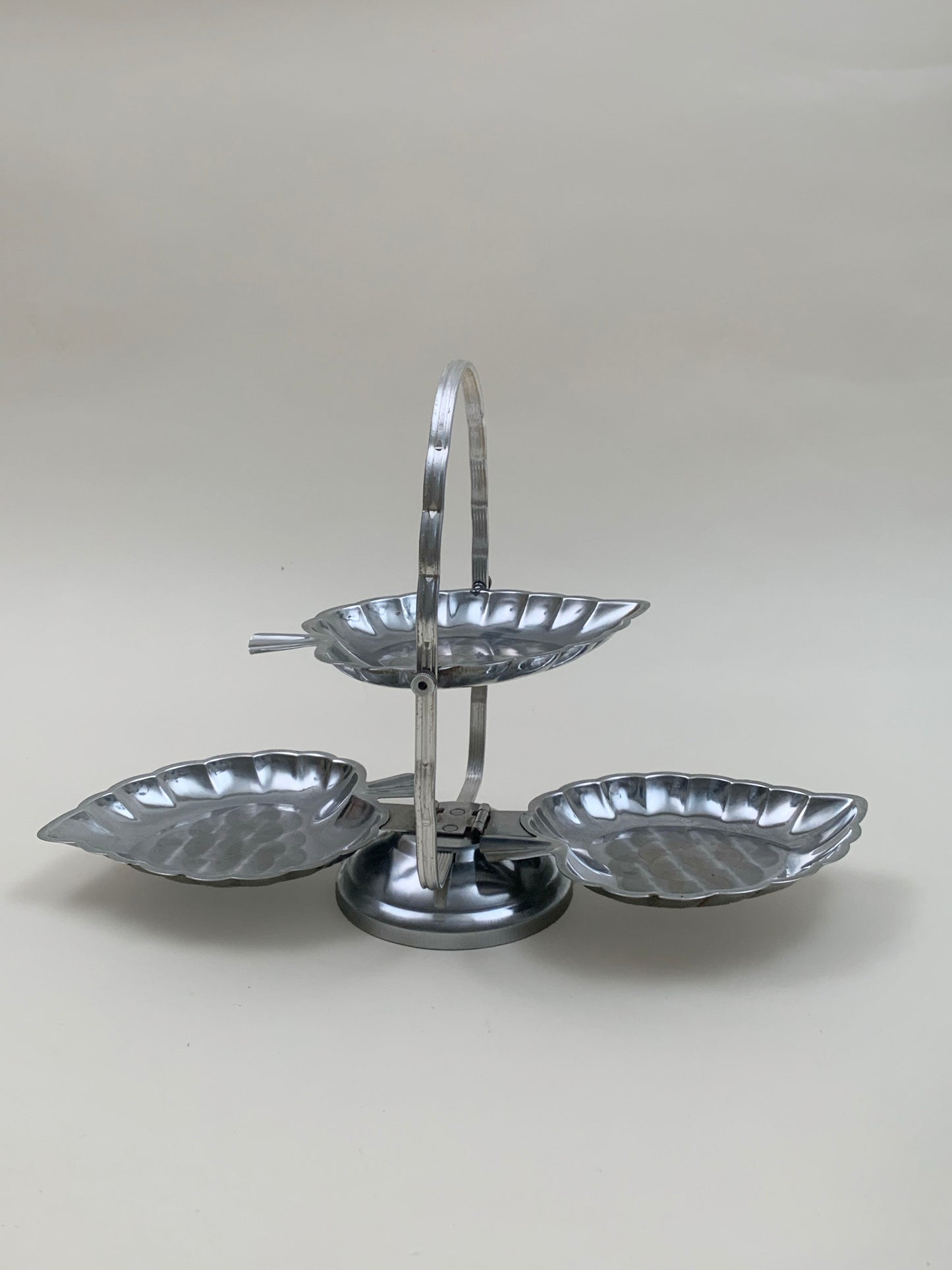 VINTAGE TIERED SERVING TRAY
