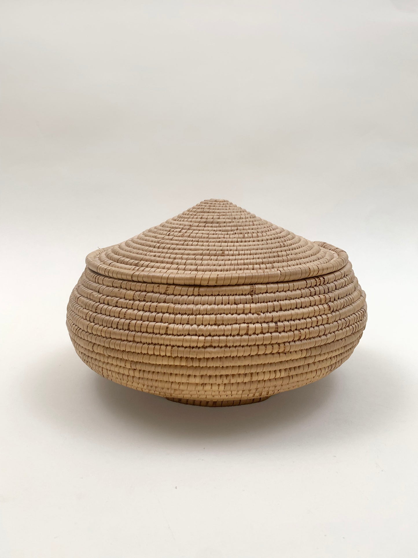 HANDMADE WEAVE BASKET