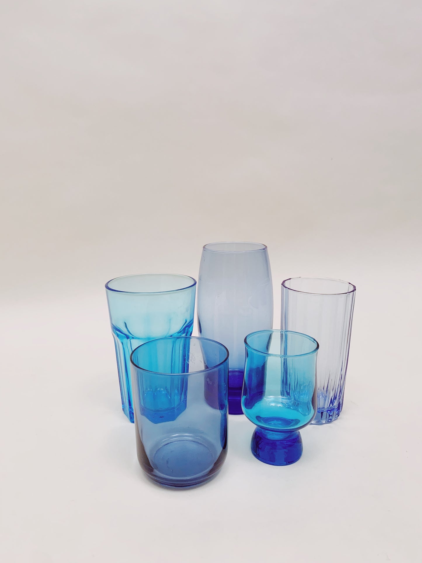 SET OF BLUE GLASSWARE