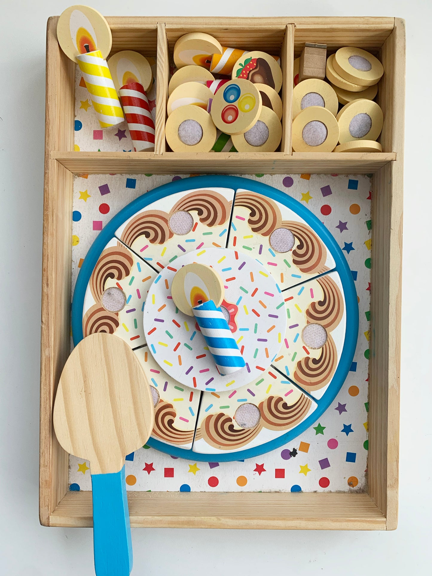 BIRTHDAY CAKE WOOD SET