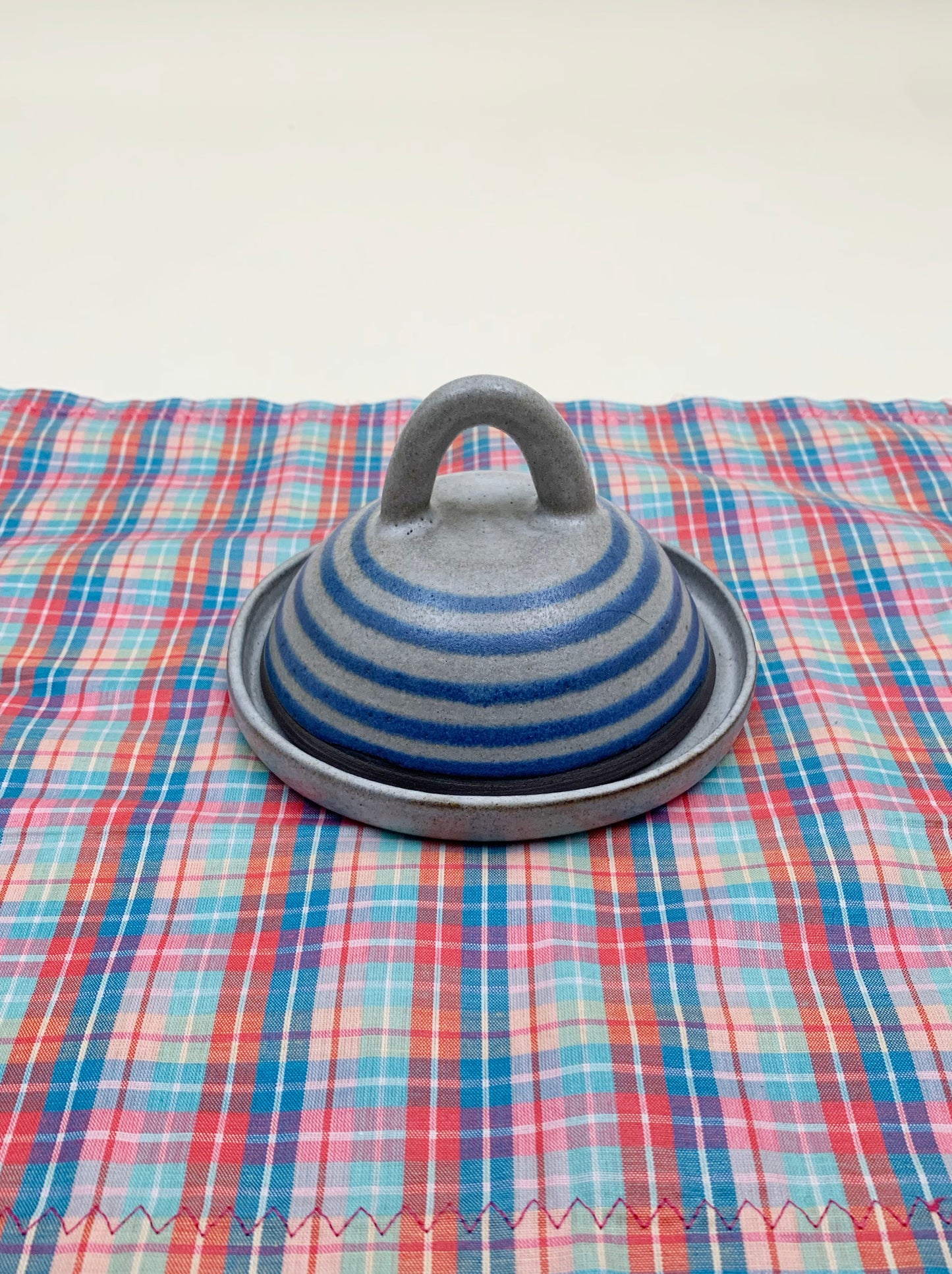 BIRD AND STRIPES BUTTER DISH